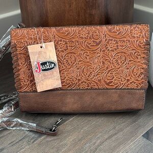 Justin Boots embossed vegan leather crossbody/shoulder,zip top & back,card slots